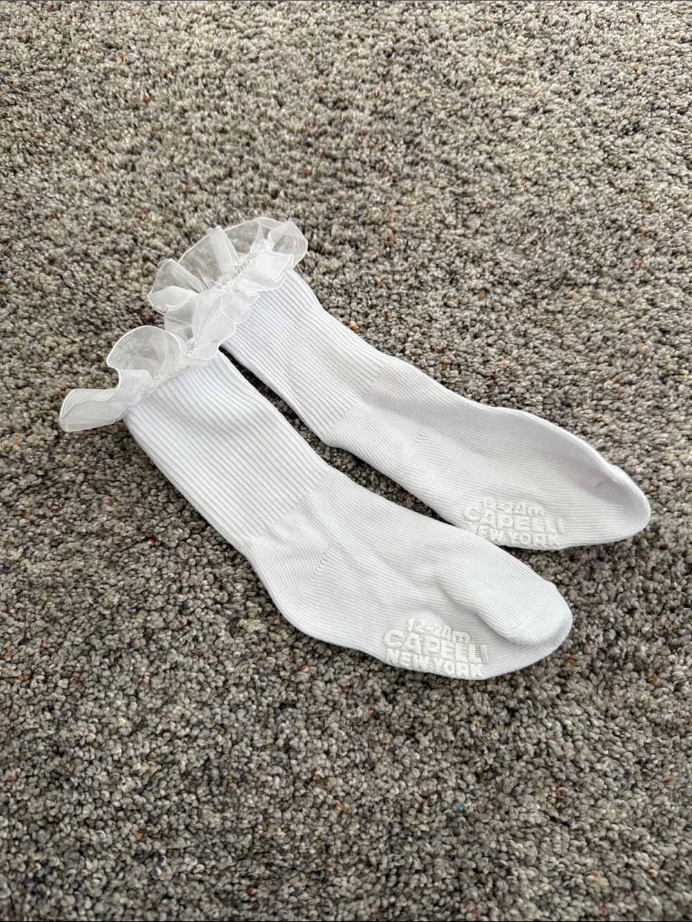 Capelli of New York White Ruffle Top Girls' Socks 12-24 months